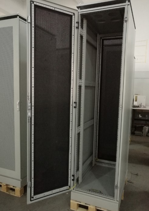 型材機柜